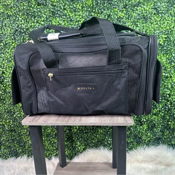 Sherpa Black delta pet carrier cargo new - Picture 7 of 16